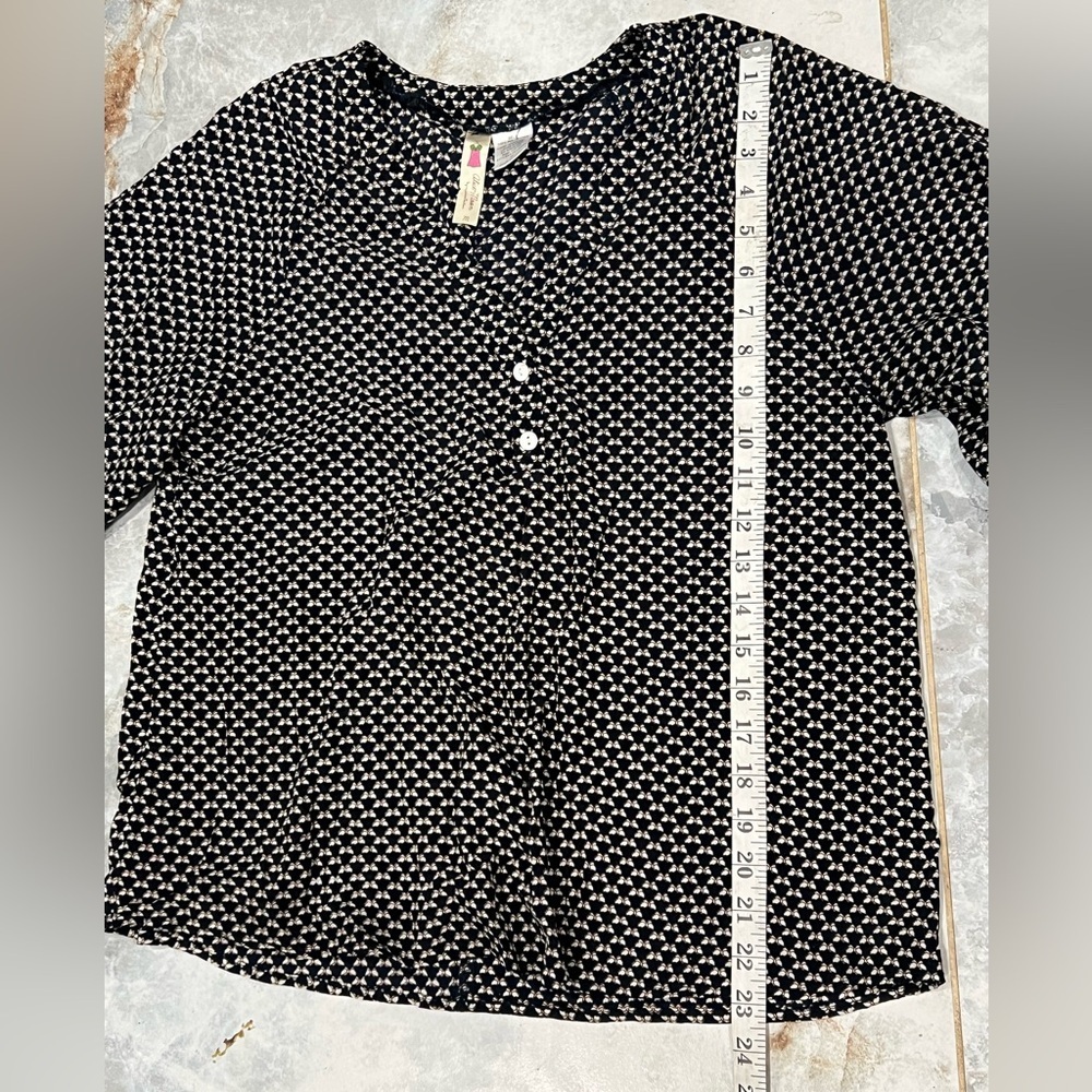 Alice Moon Black and White Blouse - Picture 3 of 8